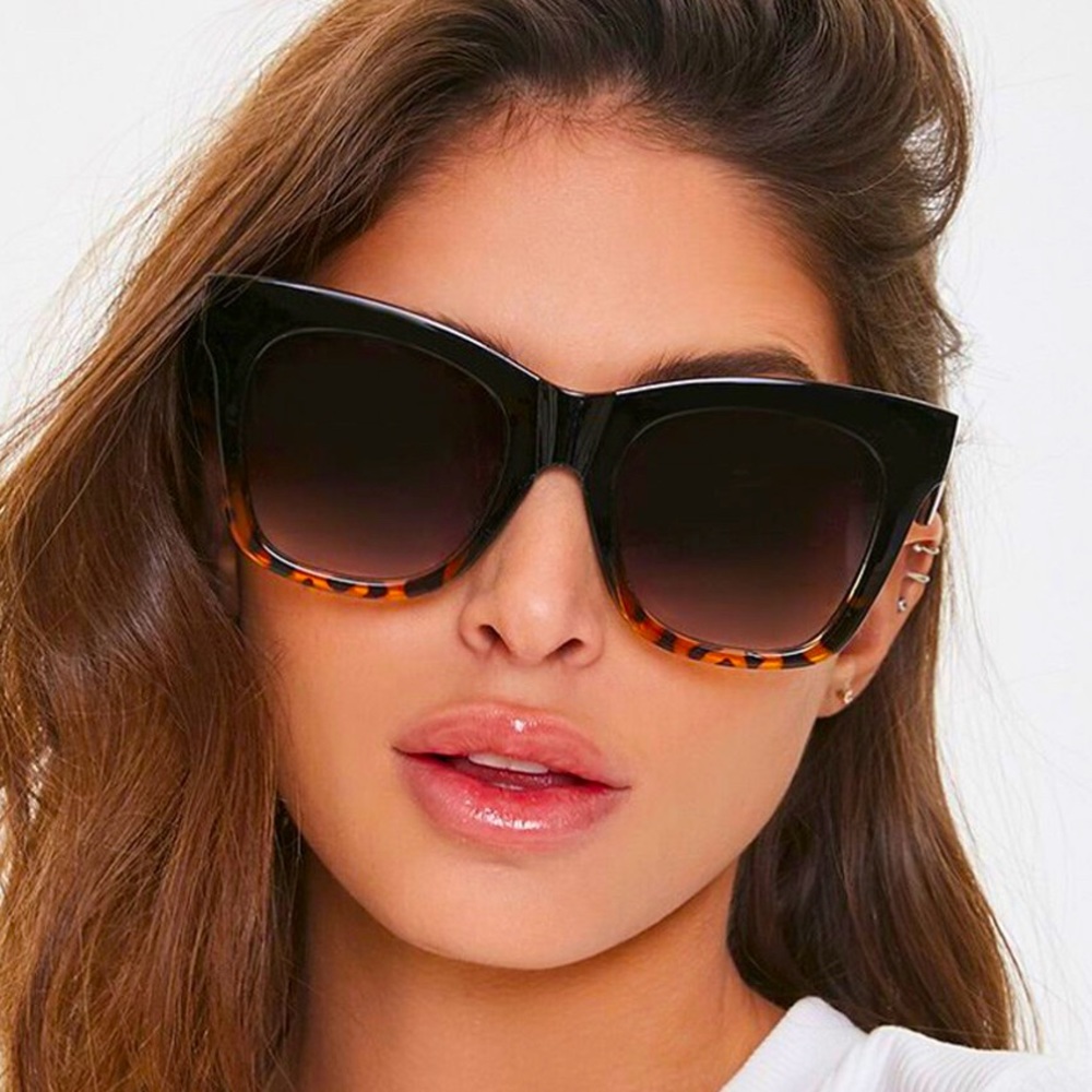 Forever 21 Gradient square sunglasses